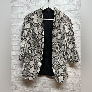 Snake Print Womens Blazer Jacket - Black & White